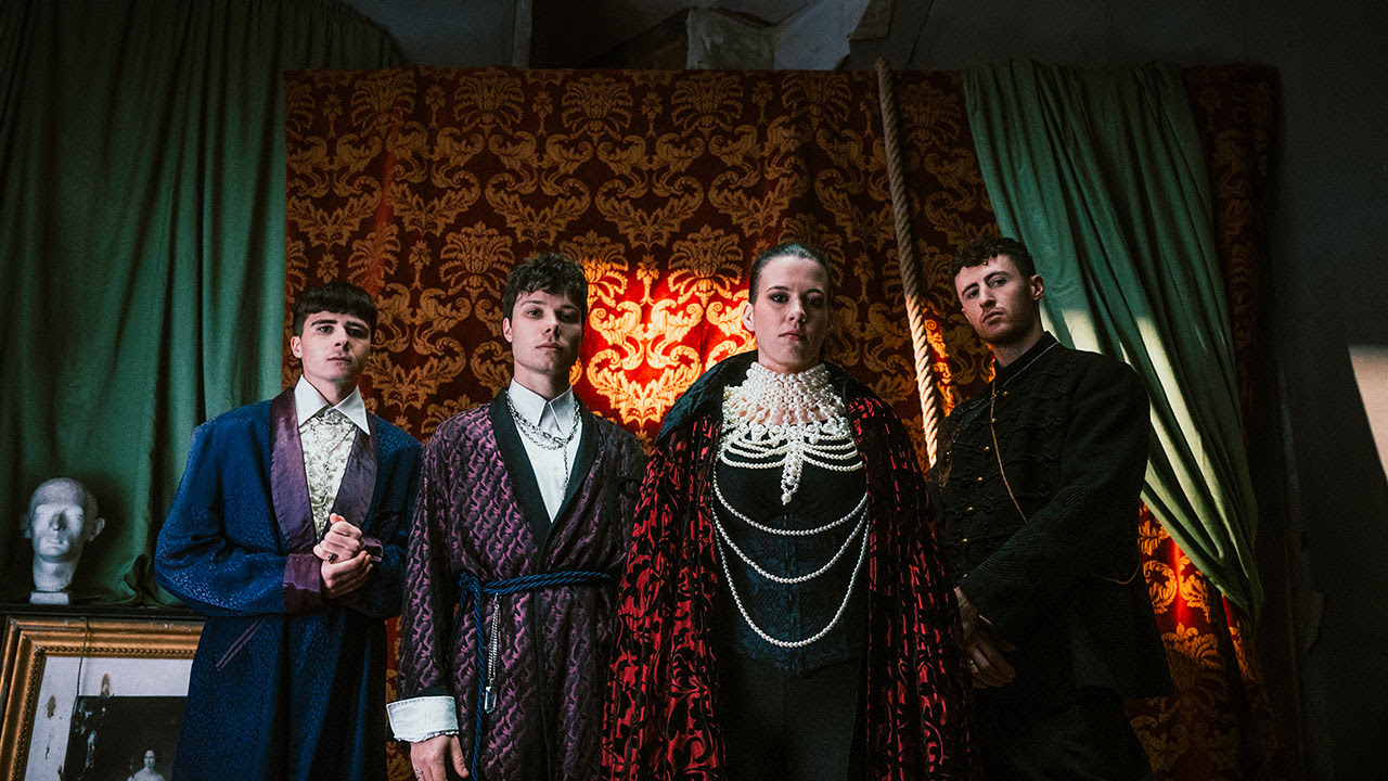 Send Me Love Letters